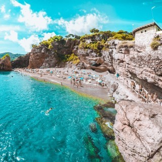 海水浴の持ち物と子供への5つの注意点 子連れ安全対策 元ライフセーバー監修 スイスイ坊や